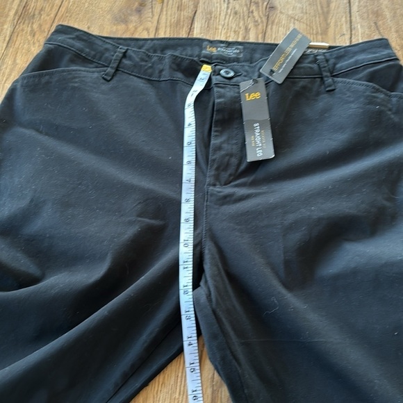Lee Wash & Wear Straight Leg Black Pants 16 Long NWT - Picture 5 of 7